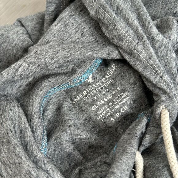 American Eagle Fitted Forest Outdoor Aztec Hoodie Long Sleeve Size Small - Picture 5 of 5